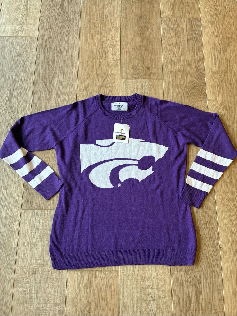 NWT Kansas State Wildcats Purple Crewneck Sweater White Logo Stripe Sleeves Med